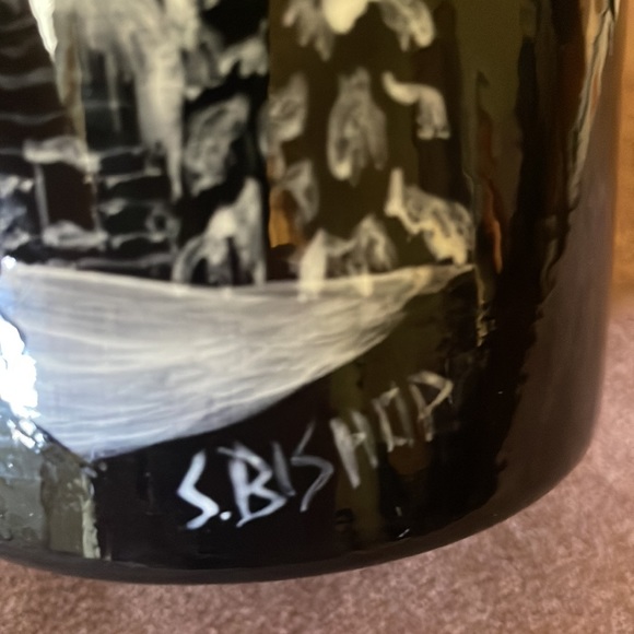 Apathacary Black Jar with Hand Painted Winter Scene - Picture 3 of 8